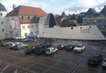 Umstrittener Bau der neuen Steinhalle mit Fahrgastunterstand am Museum