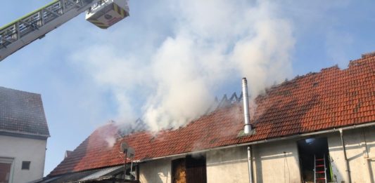 Worms-Abenheim – Feuer zerstört Scheune