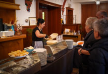 Mittagsbuffet in Stadthalle kommt gut an