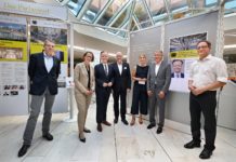 Wanderausstellung des Deutschen Bundestages in Worms eröffnet: Einblicke in die Demokratie