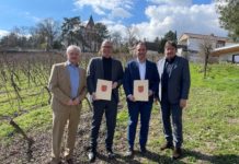 Bewilligungsbescheide für den Bau neuer Kitas in Gundersheim und Bechtheim übergeben