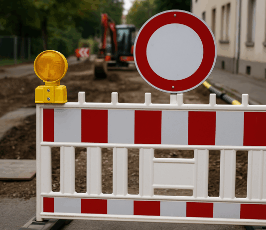 Bahnübergang in der Wormser Straße für eine Nacht voll gesperrt