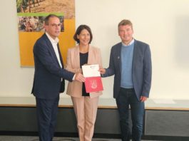 Förderbescheid für fünf neue Hiwweltouren in Rheinhessen