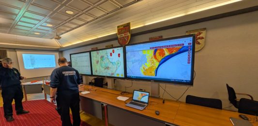 Großübung „Hochwasser“ erfolgreich abgeschlossen475 Einsatzkräfte trainieren Ernstfall in der Verbandsgemeinde Eich