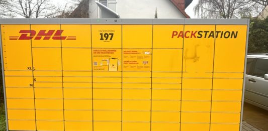 Hakenkreuz-Schmiererei an neuer Packstation in Alzey-Weinheim