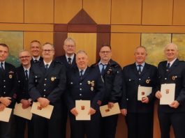 Ehrenamt mit Herz und jahrzehntelanger Treue: Verbandsgemeinde Alzey-Land würdigt Feuerwehrleute