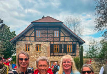 Peter Maffay und Katarina Witt in Alzey für Millionengewinn der Postcode Lotterie