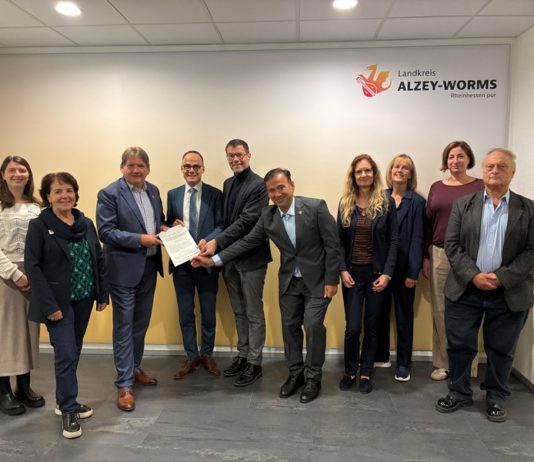 Drei Landkreise gründen gemeinsamen Betreuungsverein